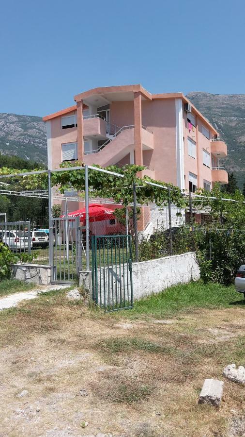 Apartments Music Sutomore Exterior foto